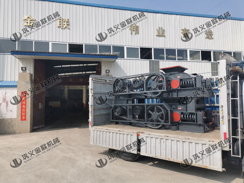 齒輥破碎機(jī)作為工業(yè)破碎生產(chǎn)線的重要破碎設(shè)備，所具有行業(yè)優(yōu)勢(shì)有哪些呢？