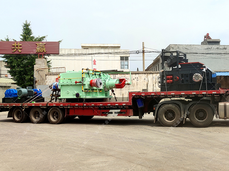 1000x700全自動液壓對輥制砂機設(shè)備發(fā)貨圖片