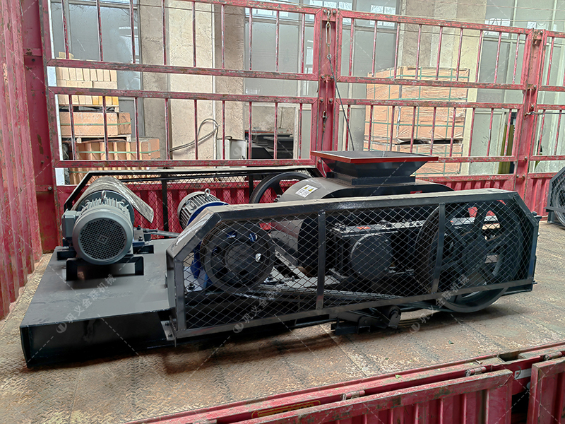 焦炭雙齒輥破碎機結(jié)構(gòu)組成和設(shè)備優(yōu)點有哪些? 焦炭雙齒輥破碎機結(jié)構(gòu)組成和設(shè)備優(yōu)點有哪些?