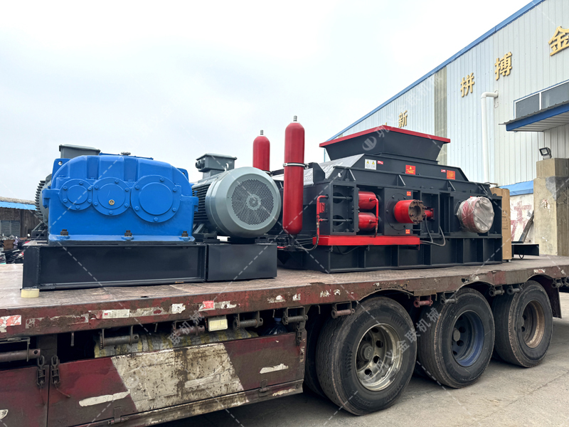 對輥制砂機在河卵石生產線中，如何與給料機、顎破協(xié)同？