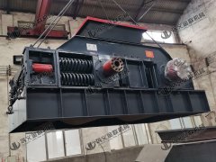 哪個廠家鵝卵石破碎機品質好，購買一臺需要多少錢？