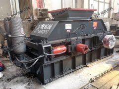 河南液壓對輥破碎機有哪些優(yōu)勢，多少錢一臺？