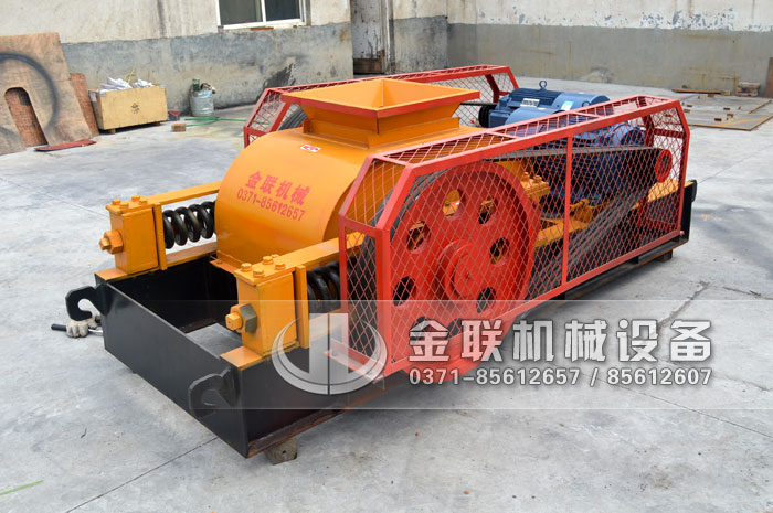 2PGC450*500小型雙齒輥破碎機(jī)